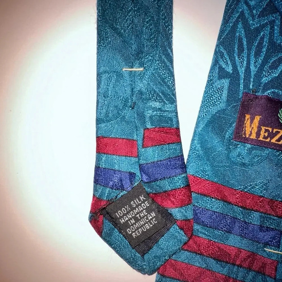 Mezzano, 100% handmade silk handmade in the Dominican Republic W=3.5-1” L=54” - Picture 6 of 7